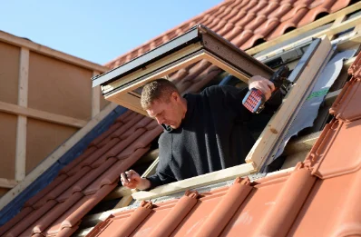 Pose de fenêtres de toit Velux à Lanouaille